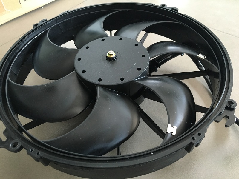  Brush Axial Fan 2666m3/h 24V 12inch SLT1224X-008